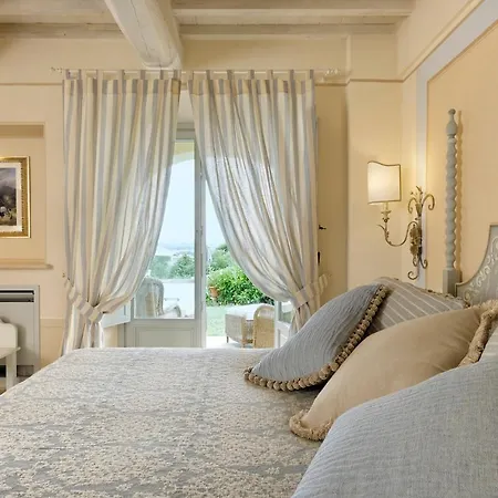 מלון Il Falconiere Relais &