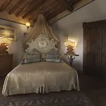 Il Falconiere Relais &