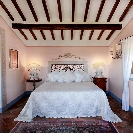 Il Falconiere Relais & Szálloda