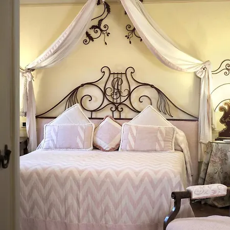 Il Falconiere Relais &
