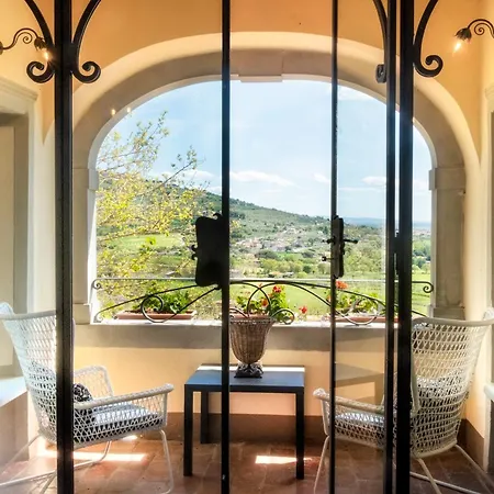 Il Falconiere Relais & Szálloda 5*