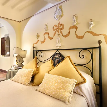Il Falconiere Relais &