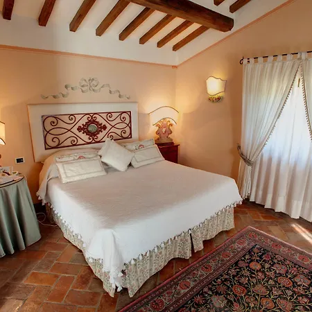 Il Falconiere Relais & 酒店 哥尔顿