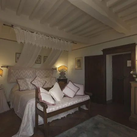 Il Falconiere Relais & Szálloda