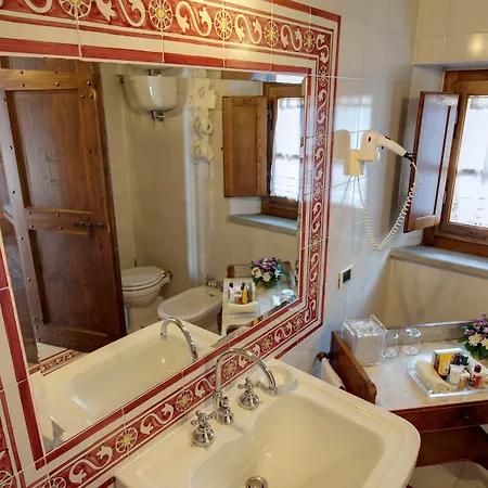 Il Falconiere Relais &