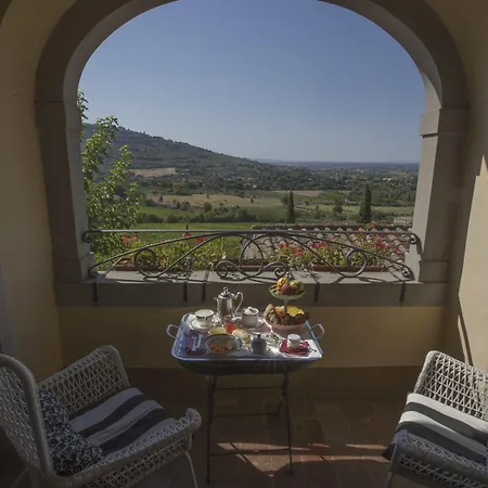 ホテル Il Falconiere Relais &