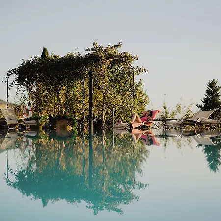 Il Falconiere Relais & コルトーナ