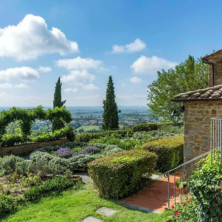 Il Falconiere Relais &