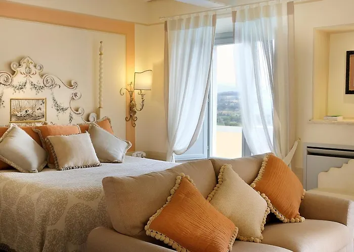 فندق Il Falconiere Relais & كورتونا