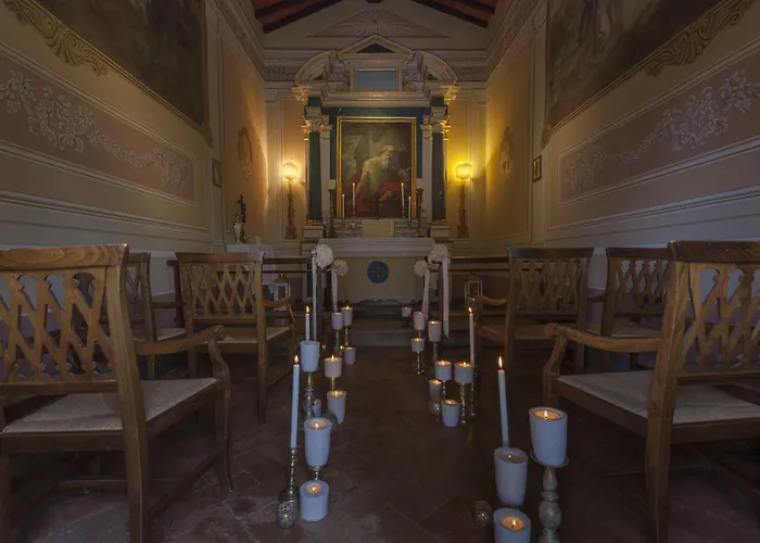 Hotell Il Falconiere Relais & 5*